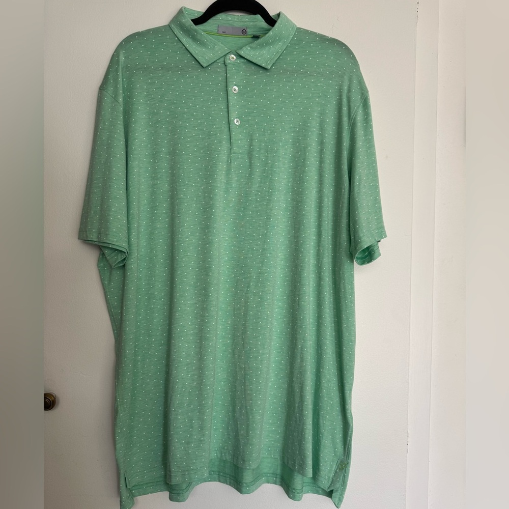 Tasc Performance Polo Shirt Men's Size 2XL Green Polka Dot Short Sleeve